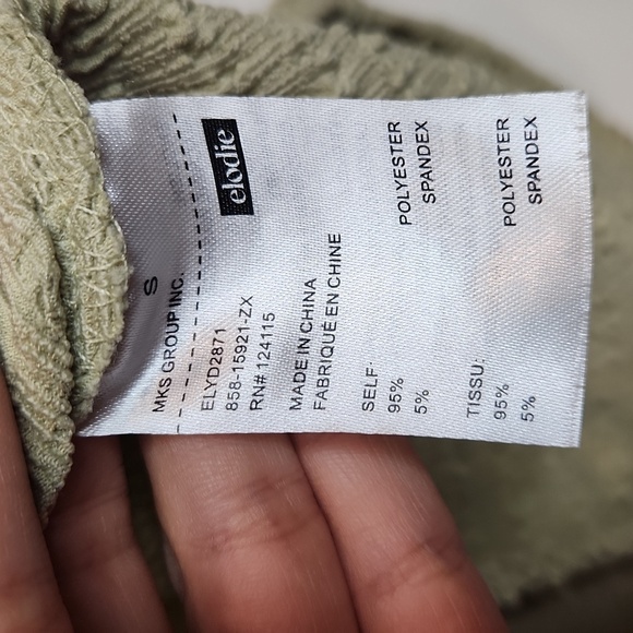 Elodie Elegant Olive Green Textured bodycon Dress Women's - Picture 3 of 4